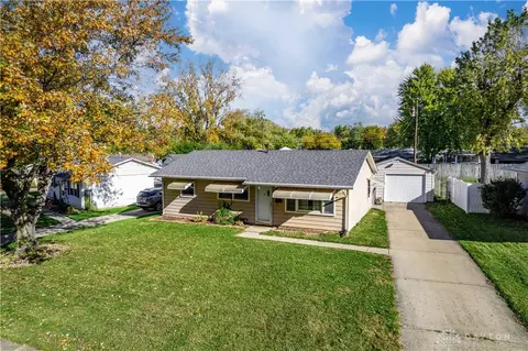 5581 Sharp Rd, Dayton, OH 45432 photo 2