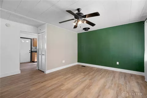 5581 Sharp Rd, Dayton, OH 45432 photo 4