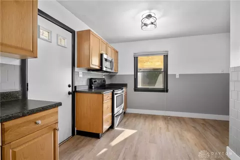 5581 Sharp Rd, Dayton, OH 45432 photo 6