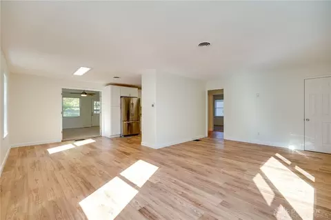 3835 Eileen Rd, Dayton, OH 45429 photo 11