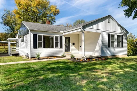 3835 Eileen Rd, Dayton, OH 45429 photo 3