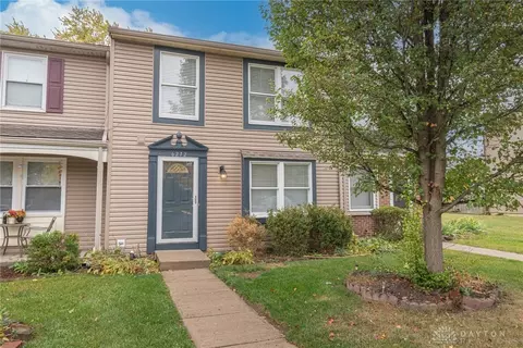 6272 Pheasant Hill Rd, Dayton, OH 45424
