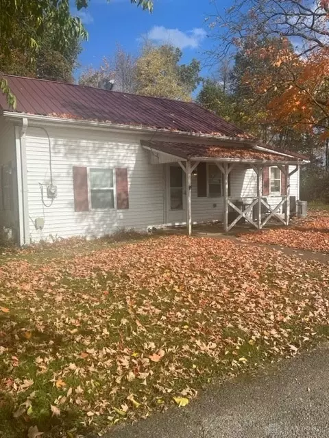 4176 Half Acre Rd, Batavia, OH 45103