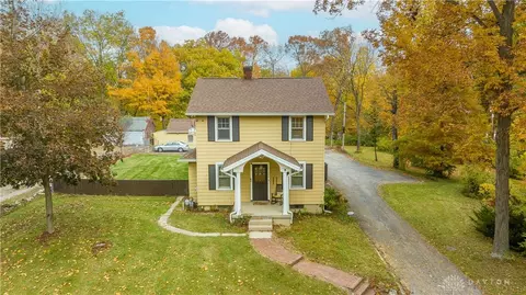 445 Westbrook Rd, Dayton, OH 45415