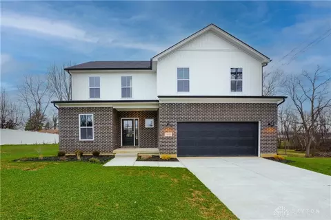 2805 Swigert Rd, Dayton, OH 45440