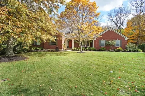 5036 Mallet Hill Dr, Cincinnati, OH 45244