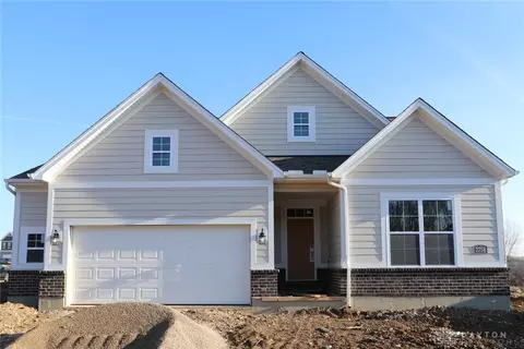 2758 Sky Crossing Dr #27, Beavercreek, OH 45434