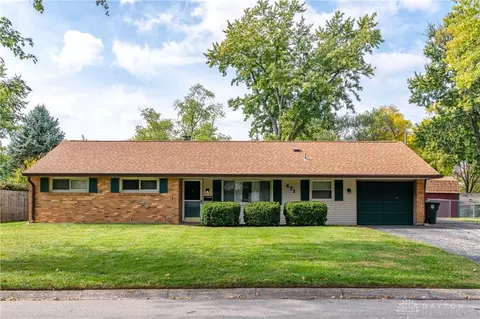471 Willowhurst Dr, Dayton, OH 45459