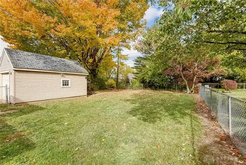 816 Snowhill Blvd, Springfield, OH 45504 photo 21