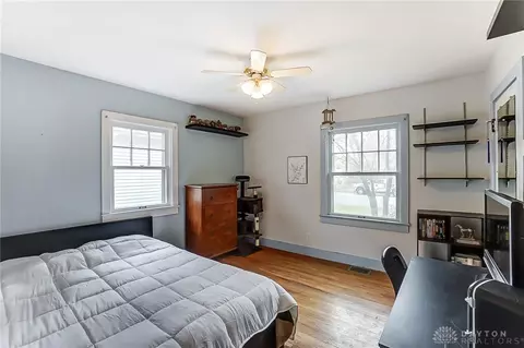 816 Snowhill Blvd, Springfield, OH 45504 photo 12