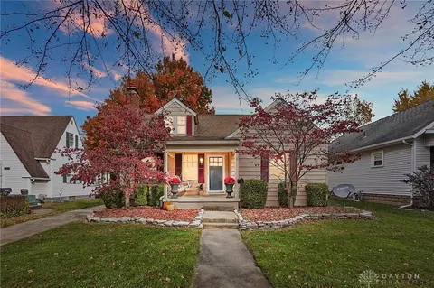 816 Snowhill Blvd, Springfield, OH 45504