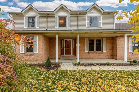 2933 Nichols Rd, Hamilton, OH 45013