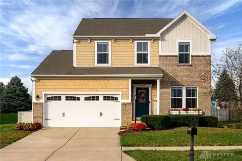 9944 Scotch Pine Dr, Springboro, OH 45066