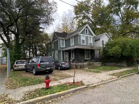 17 Poplar St, Elmwood Place, OH 45216