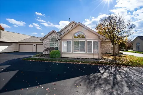 32 Villa Pointe Dr, Springboro, OH 45066 photo 2