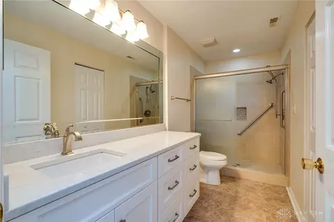 32 Villa Pointe Dr, Springboro, OH 45066 photo 18