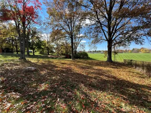 8927 Cheviot Rd, Colerain Township, OH 45251 photo 3