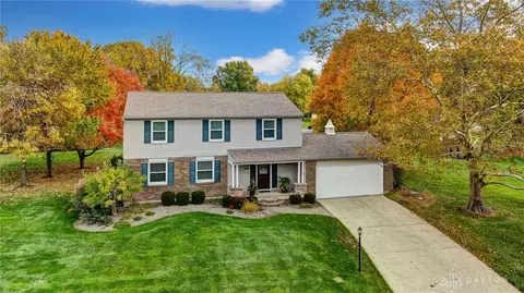 497 Centennial Ct, Centerville, OH 45458