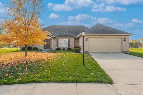3945 E Carmela Ct, Bellbrook, OH 45305