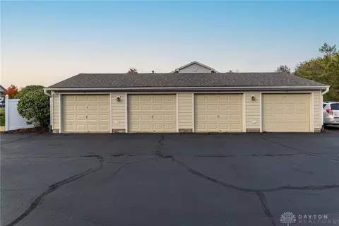 6657 Brigham Sq, Centerville, OH 45459 photo 35