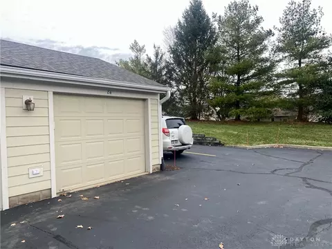 6657 Brigham Sq, Centerville, OH 45459 photo 37