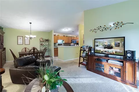 6657 Brigham Sq, Centerville, OH 45459 photo 3