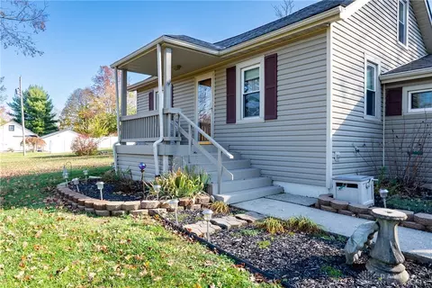 346 N Hampton Rd, Springfield, OH 45504 photo 6