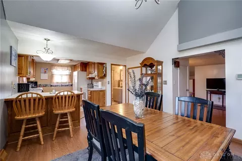 346 N Hampton Rd, Springfield, OH 45504 photo 14