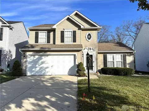 130 Mcdaniels Ln, Springboro, OH 45066