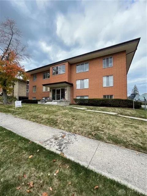539 Heather Dr, Dayton, OH 45405