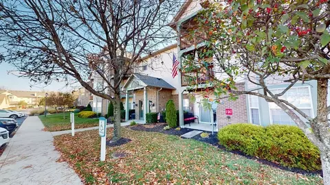 4951 N Arbor Woods Ct #204, Cincinnati, OH 45248