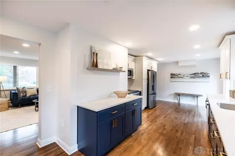 707 Doepke Ln, Cincinnati, OH 45231 photo 14