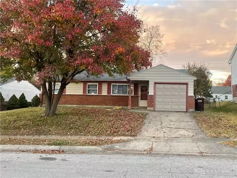 223 Blair Dr, Fairborn, OH 45324