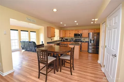 Undisclosed, Springboro, OH 45066 photo 9