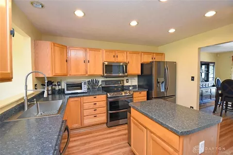 Undisclosed, Springboro, OH 45066 photo 12