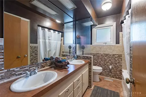 4285 Upham Rd, Kettering, OH 45429 photo 13