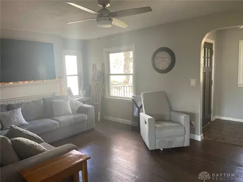 1601 Crestview Dr, Springfield, OH 45504 photo 4