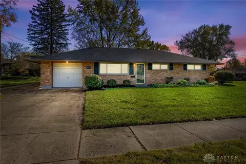 4752 Cordell Dr, Dayton, OH 45439