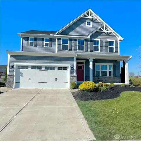 9403 Lakeside St, Tipp City, OH 45371