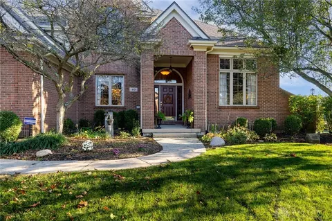 40 Colonial Way, Springboro, OH 45066 photo 4