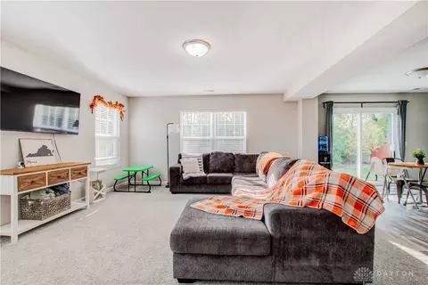 569 Diamond Loop, Middletown, OH 45044 photo 15