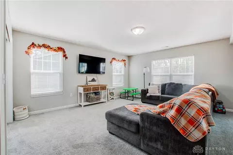 569 Diamond Loop, Middletown, OH 45044 photo 14