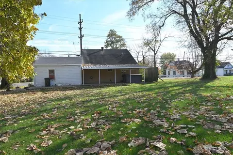 10379 Burlington Rd, Cincinnati, OH 45231