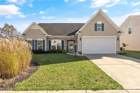 7409 Ballauer Pl, Huber Heights, OH 45424