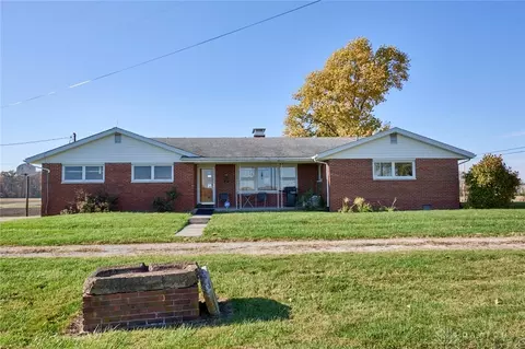 8323 N Sr 73, Wilmington, OH 45177