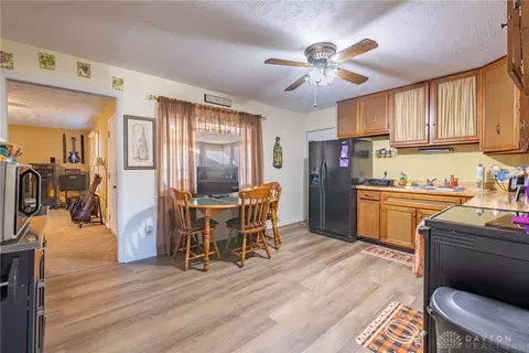 2041 Providence Ave, Springfield, OH 45503 photo 8