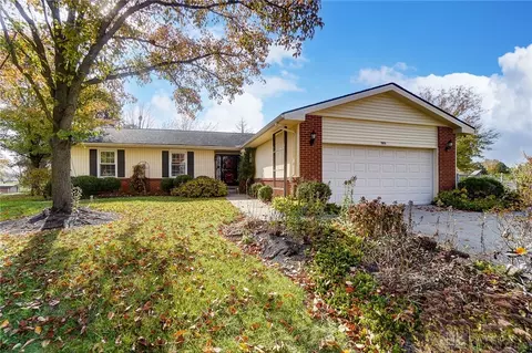 4305 Spring Hollow Ct, Dayton, OH 45424