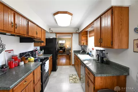 470 Clareridge Ln, Centerville, OH 45458 photo 13