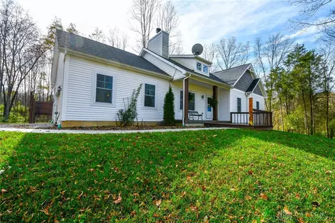 1337 Cooper Rd, New Richmond, OH 45157
