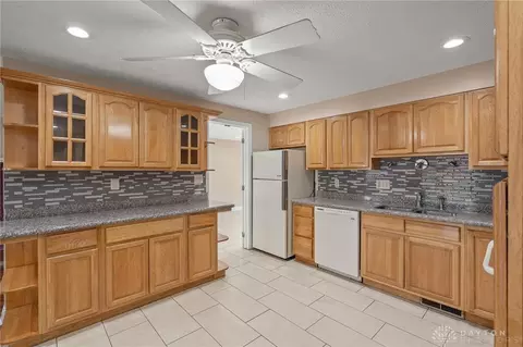 5314 Brainard Dr, Kettering, OH 45440 photo 11